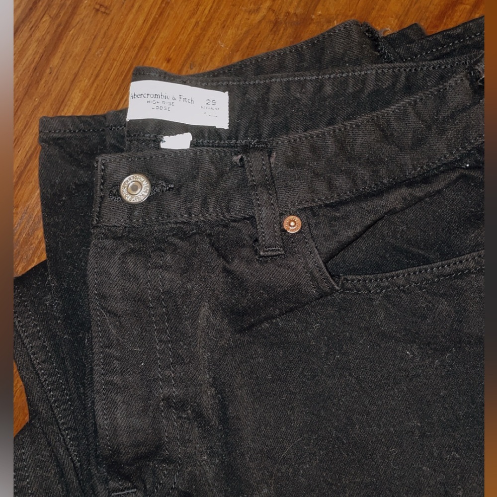 Abercrombie & Fitch Curve Love High Rise Loose Jean - Picture 7 of 8